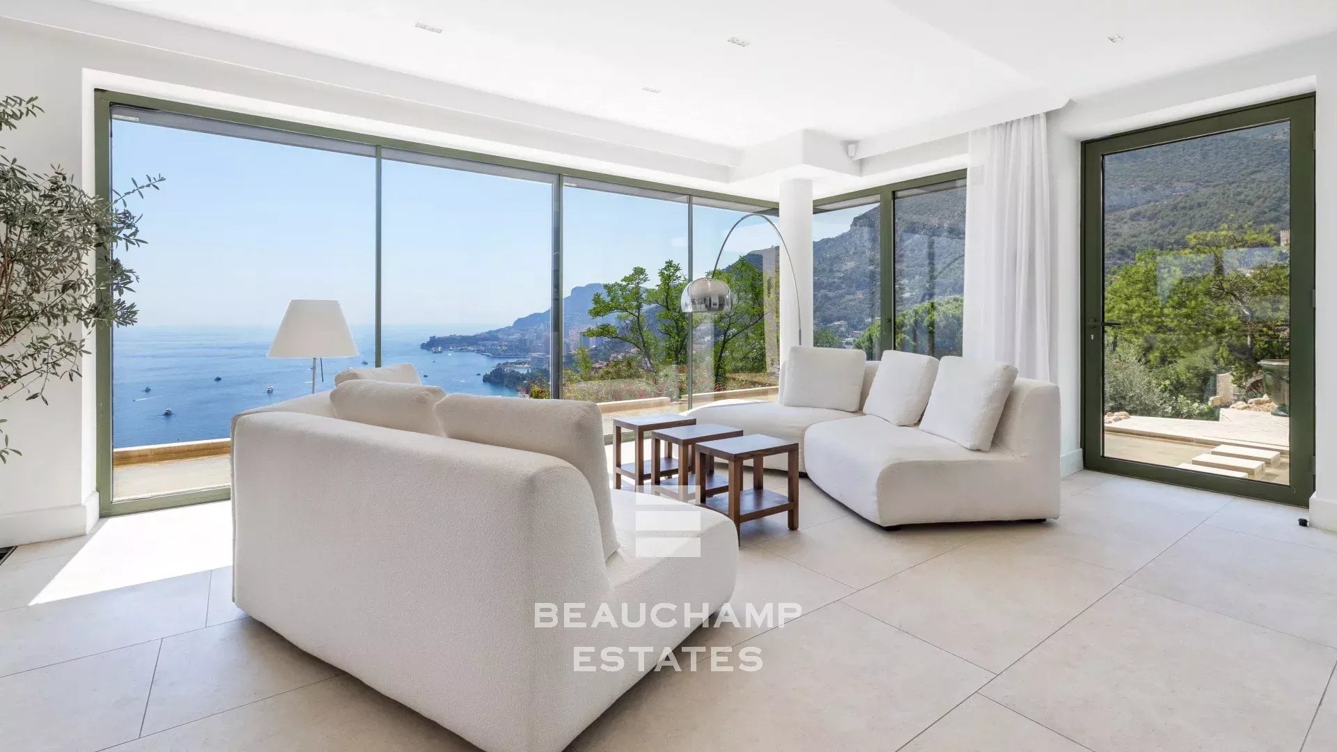 Contemporary 4-Bedroom Villa with Panoramic Sea Views – Roquebrune-Cap-Martin Contemporary 4-Bedroom Villa with Panoramic Sea Views – Roquebrune-Cap-Martin