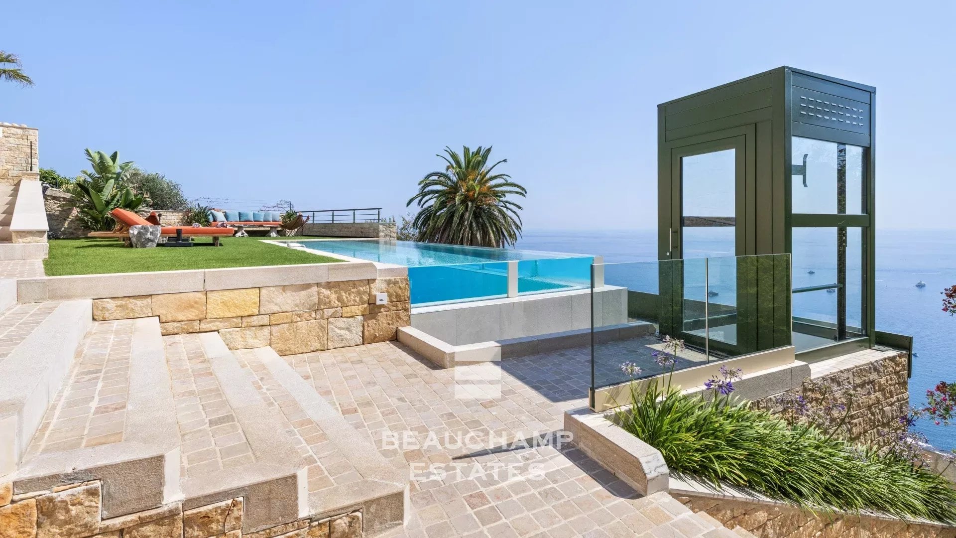 Contemporary 4-Bedroom Villa with Panoramic Sea Views – Roquebrune-Cap-Martin Contemporary 4-Bedroom Villa with Panoramic Sea Views – Roquebrune-Cap-Martin