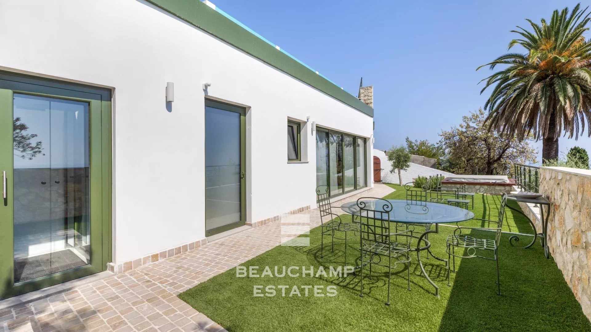 Contemporary 4-Bedroom Villa with Panoramic Sea Views – Roquebrune-Cap-Martin Contemporary 4-Bedroom Villa with Panoramic Sea Views – Roquebrune-Cap-Martin