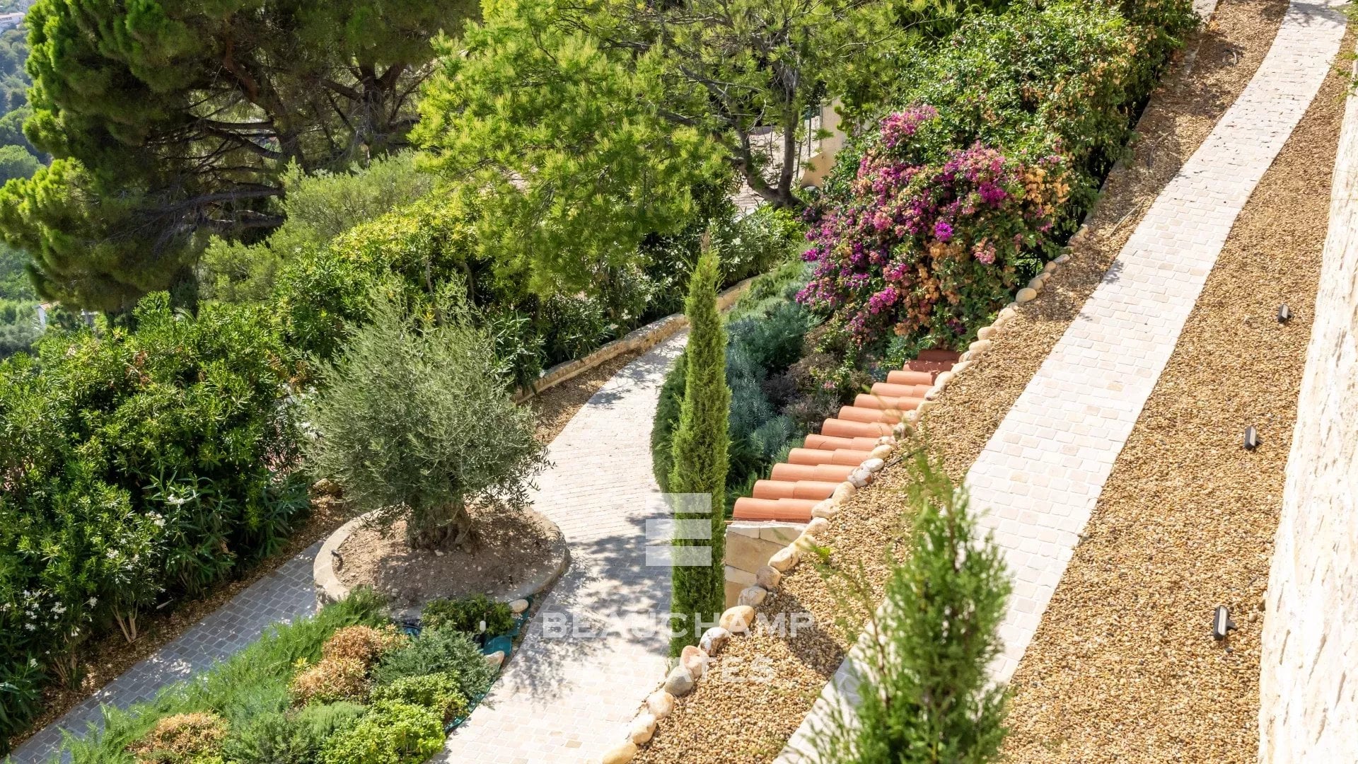 Contemporary 4-Bedroom Villa with Panoramic Sea Views – Roquebrune-Cap-Martin Contemporary 4-Bedroom Villa with Panoramic Sea Views – Roquebrune-Cap-Martin