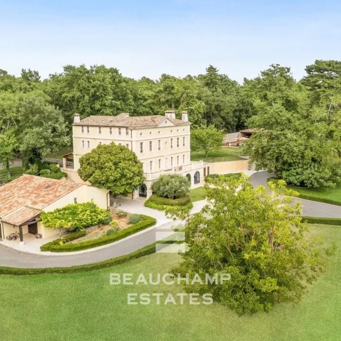Exceptional 11-Bedroom Estate with Swimming Pool – Callian