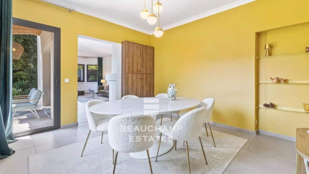 Turnkey 5-Bedroom Villa with Swimming Pool – Golfe-Juan