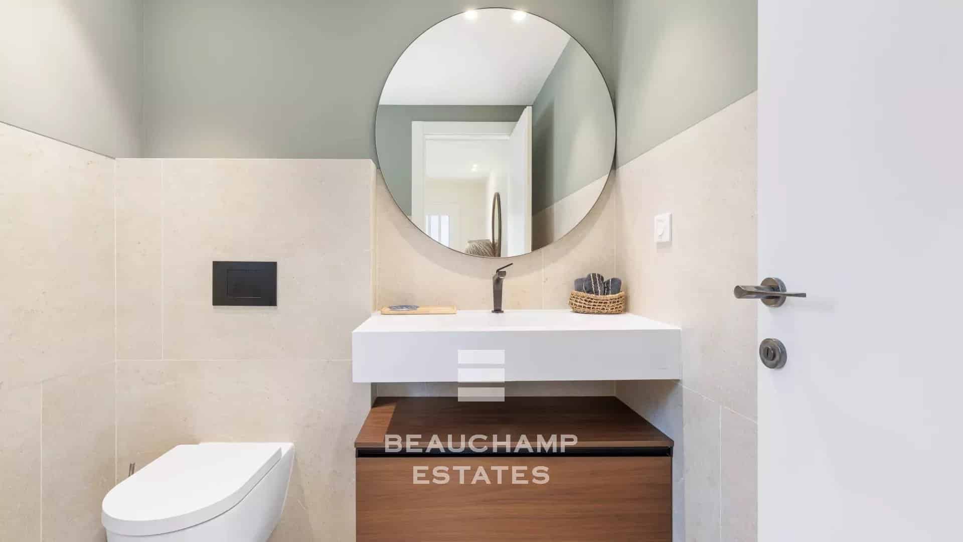 Neo-Provençal 6-bedroom villa in Mougins Neo-Provençal 6-bedroom villa in Mougins