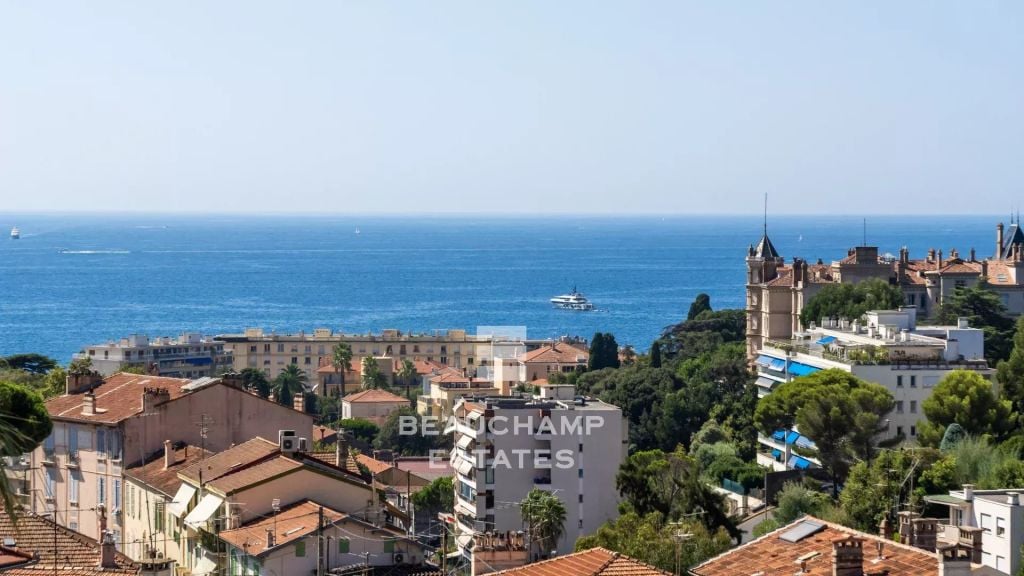 Sea View Apartment – Cannes Stanislas