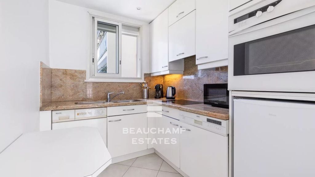 Sea View Apartment – Cannes Stanislas