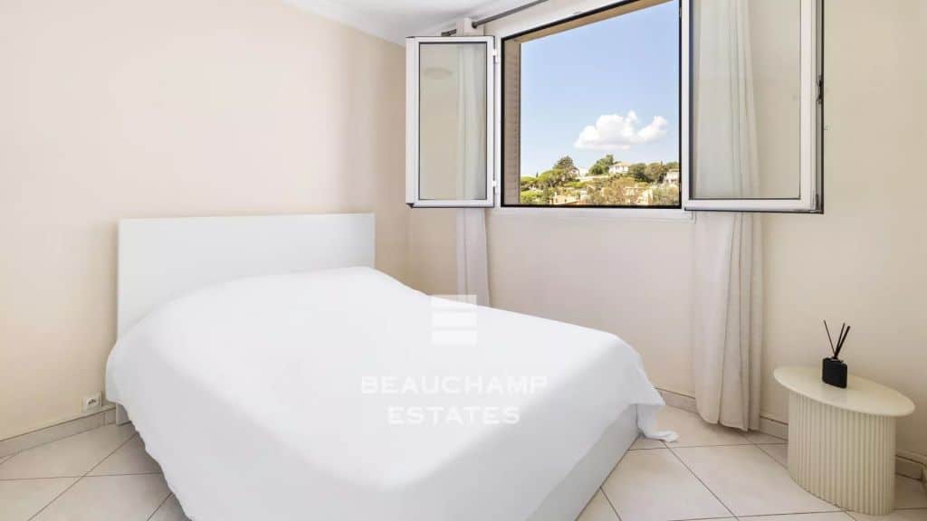 Sea View Apartment – Cannes Stanislas