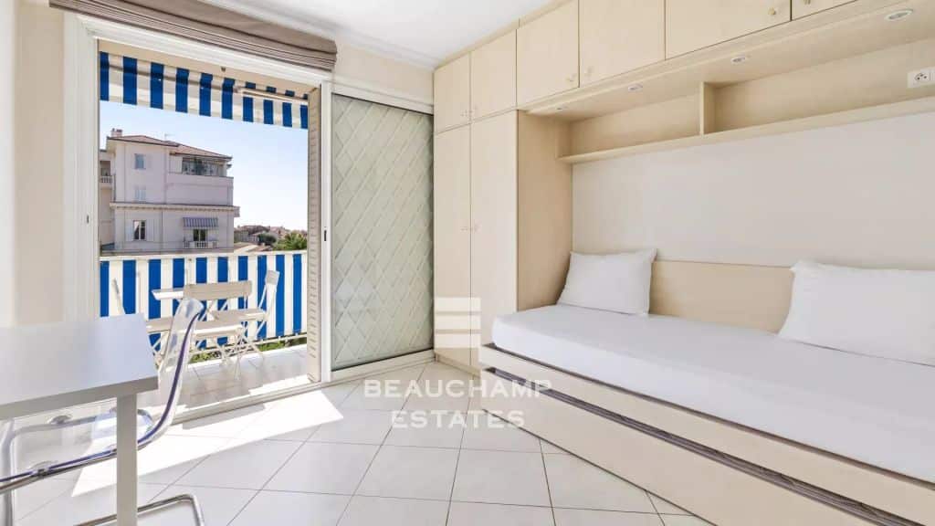 Sea View Apartment – Cannes Stanislas