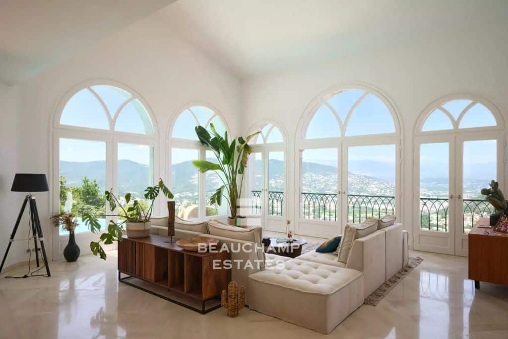 Villa with Panoramic Sea View