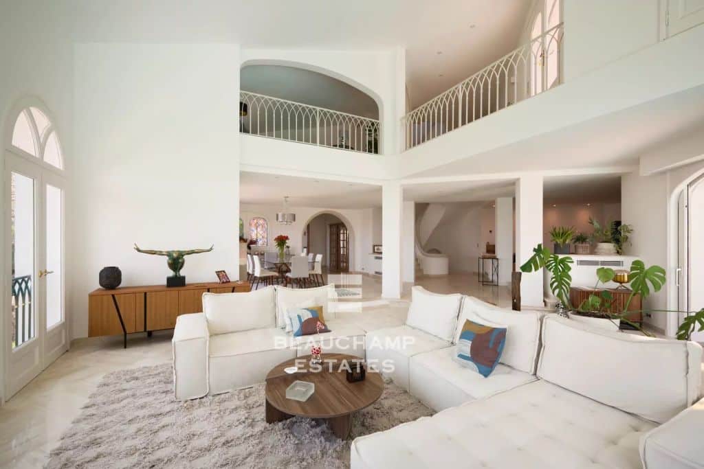 Villa with Panoramic Sea View