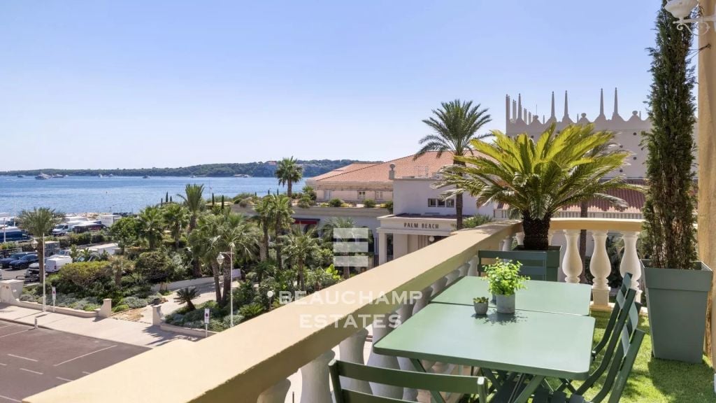 2-Bedroom Apartment with Sea Views – Cannes Palm Beach