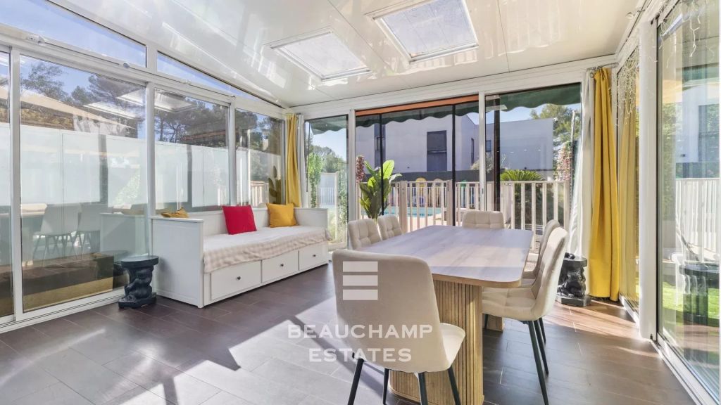 3-Bedroom Apartment with Terrace – Saint Basile, Mougins