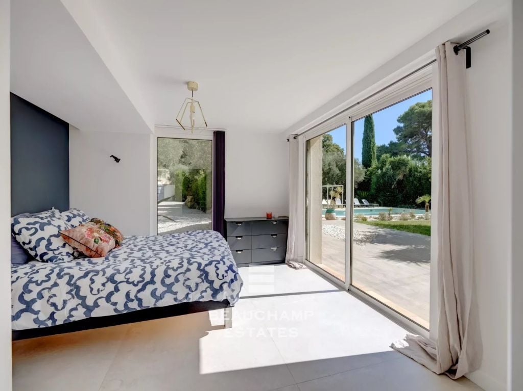 4-Bedroom Neo-Provençal Villa with Pool – Mougins