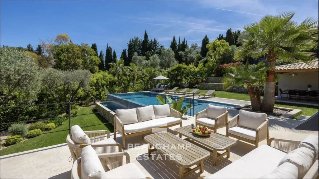 5-Bedroom Neo-Provençal Villa with Swimming Pool – Mougins