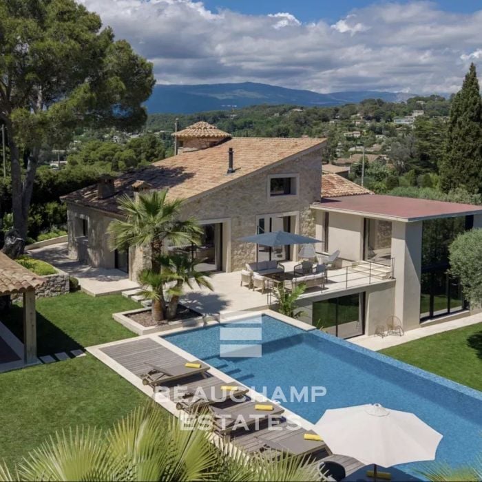 Villa néo-provençale 5 chambres avec piscine – Mougins