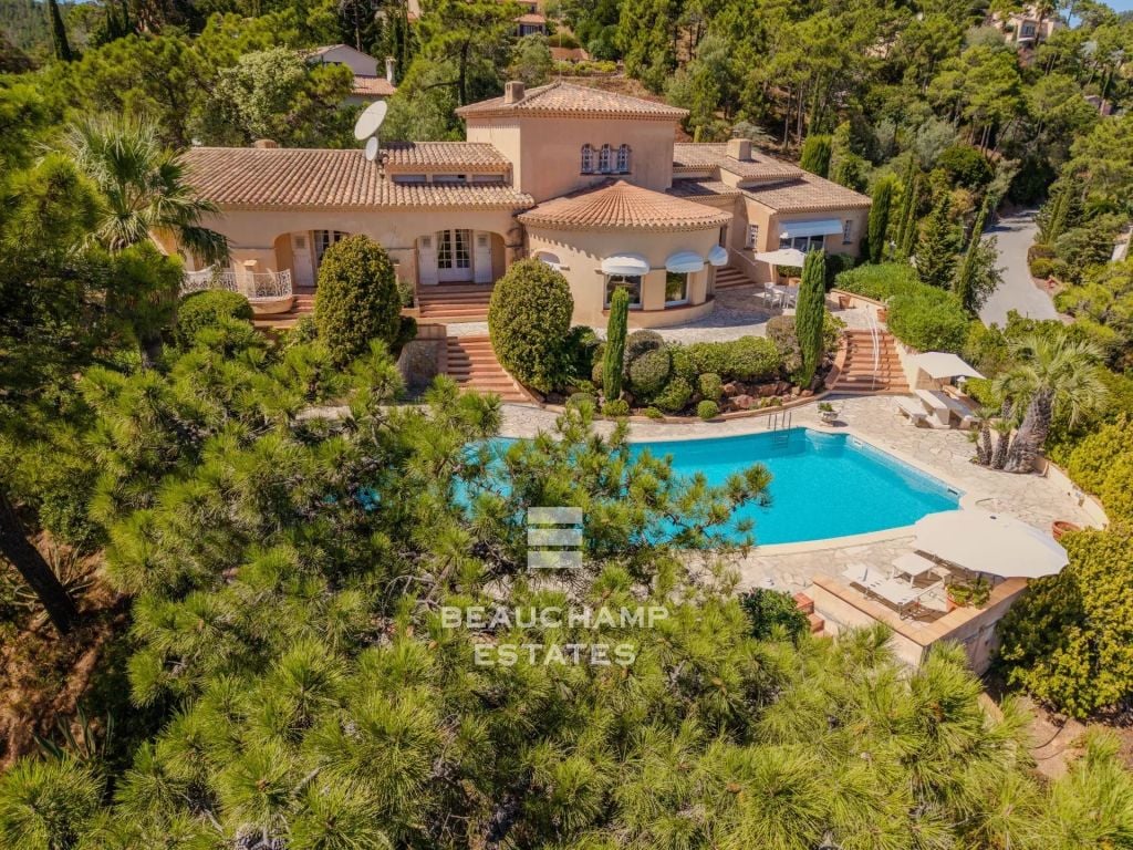 5-Bedroom Villa with Panoramic Sea View – Le Trayas