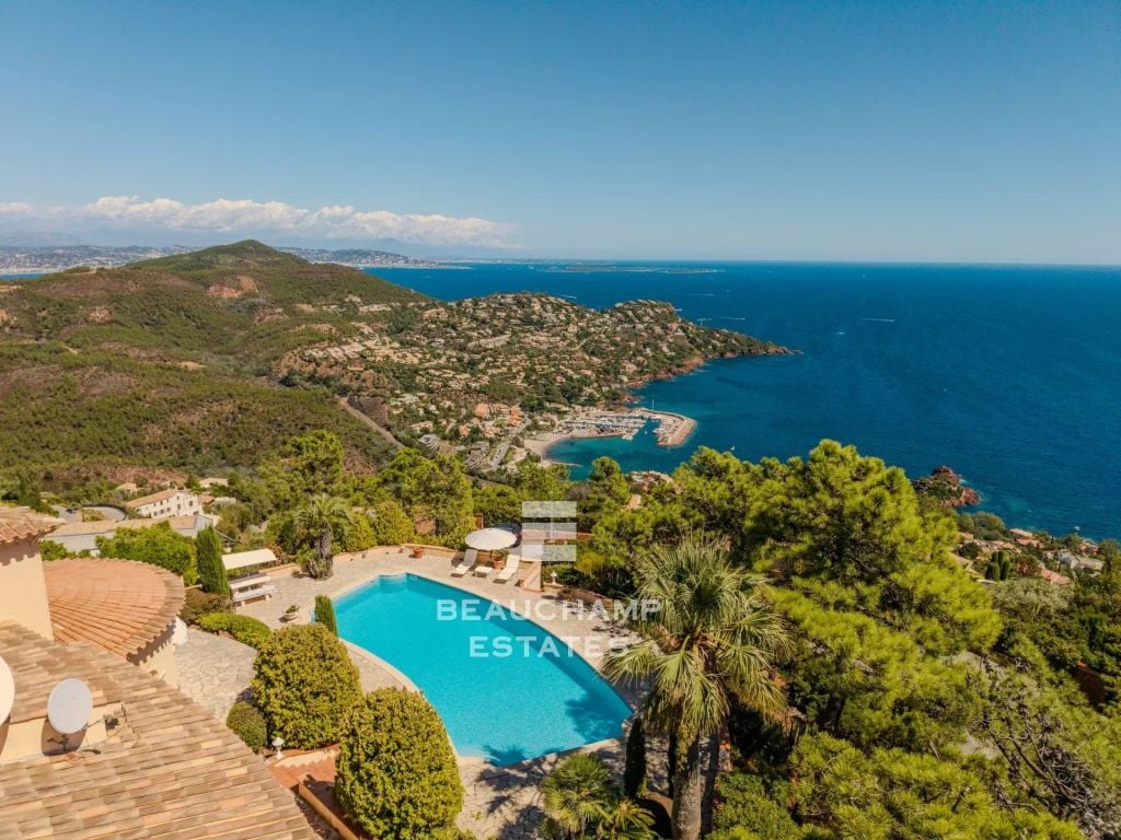 5-Bedroom Villa with Panoramic Sea View – Le Trayas