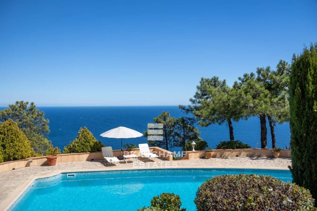 5-Bedroom Villa with Panoramic Sea View – Le Trayas