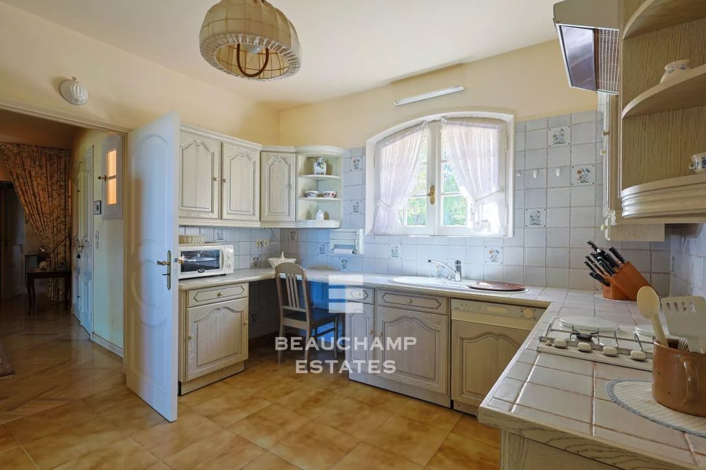 5-Bedroom Villa with Panoramic Sea View – Le Trayas