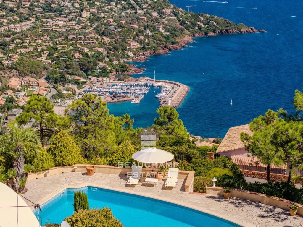 5-Bedroom Villa with Panoramic Sea View – Le Trayas