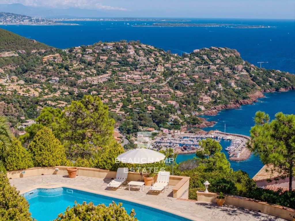 5-Bedroom Villa with Panoramic Sea View – Le Trayas