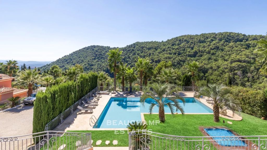 6-Bedroom Neo-Provençal Villa with Hospitality Potential – Grasse