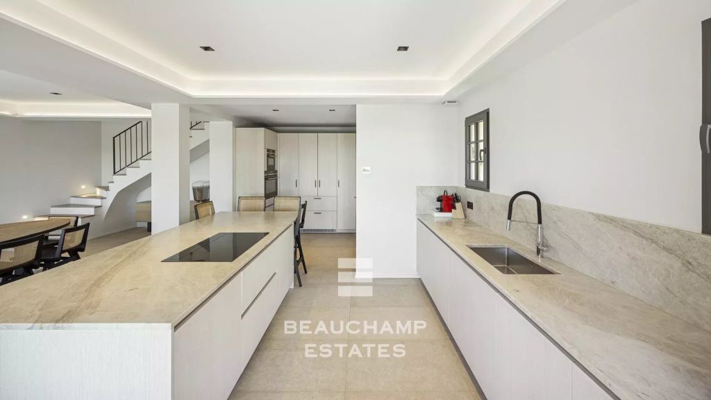 6-Bedroom neo-provençal villa with panoramic views – Gassin