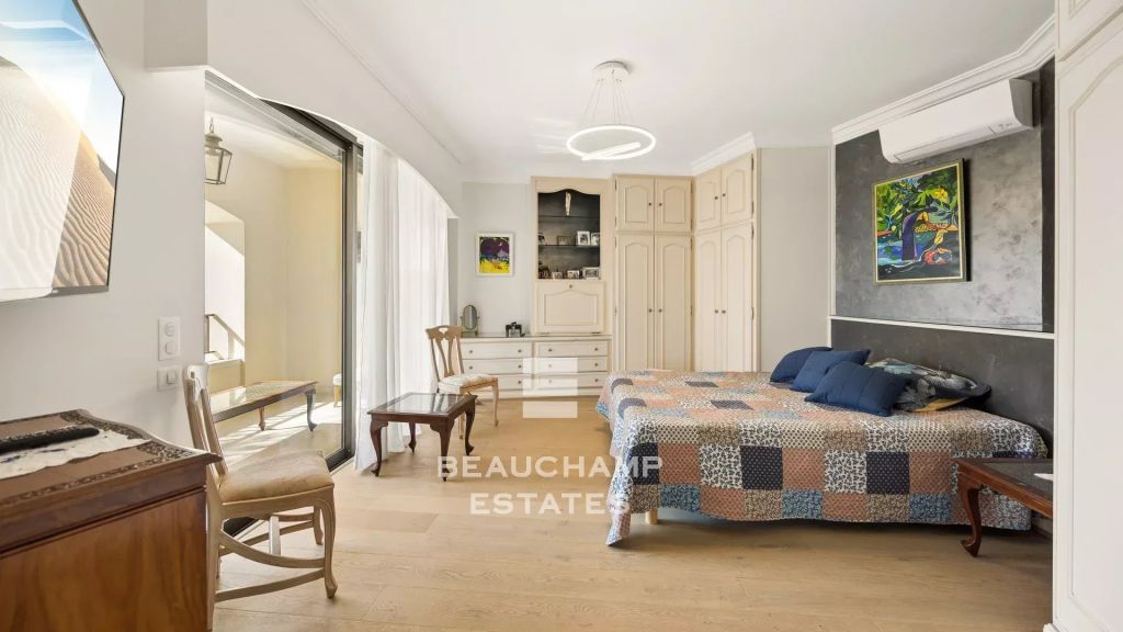 6-Bedroom Provençal Villa with Swimming Pool – Mandelieu-La Napoule