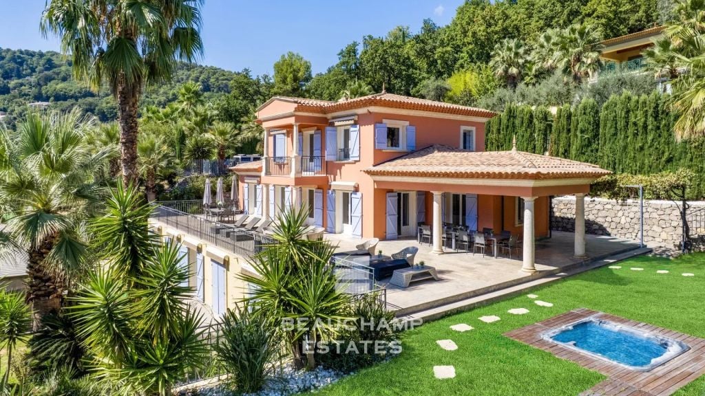 7-Bedroom Provençal Villa with Resort-Style Feel – Grasse
