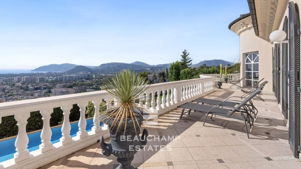 Art Deco Villa with 5 Bedrooms and Panoramic Sea Views – Mandelieu-La Napoule