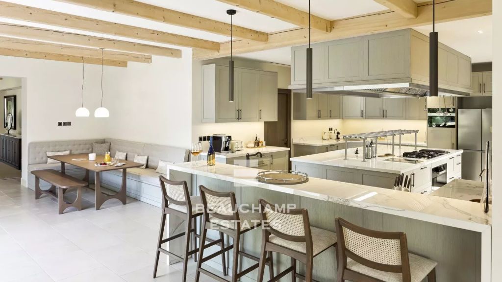 Exclusive – Private estate with 12 bedrooms and swimming pool – Valbonne