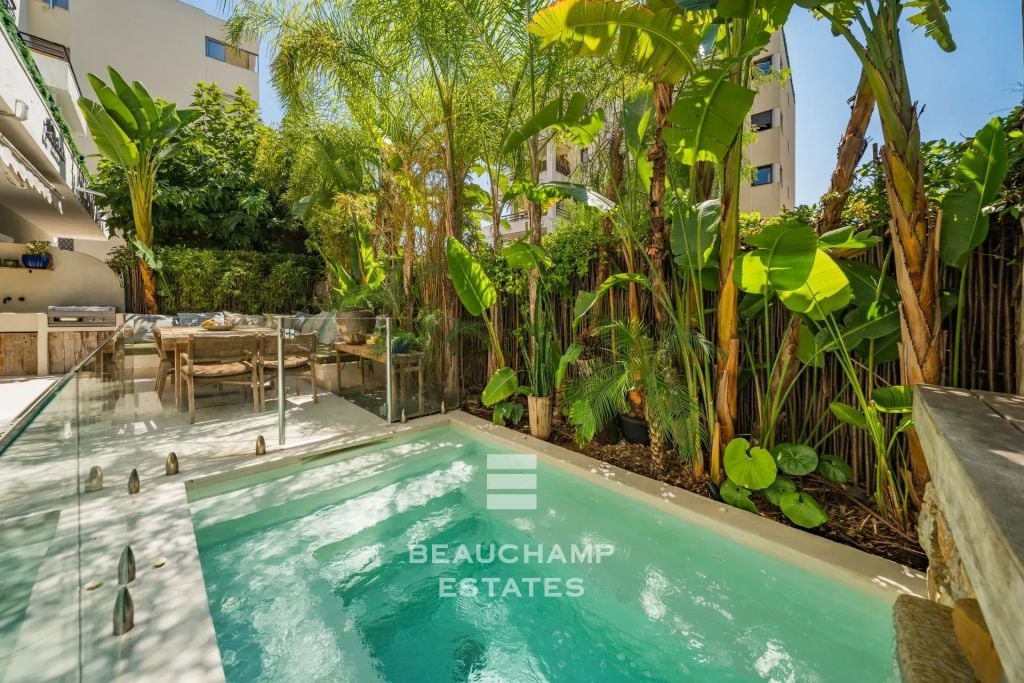 Ground-floor apartment with private pool – Cannes Palm Beach