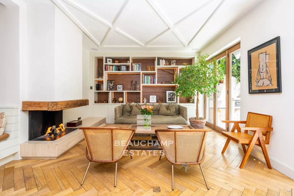 Ground-floor apartment with private pool – Cannes Palm Beach