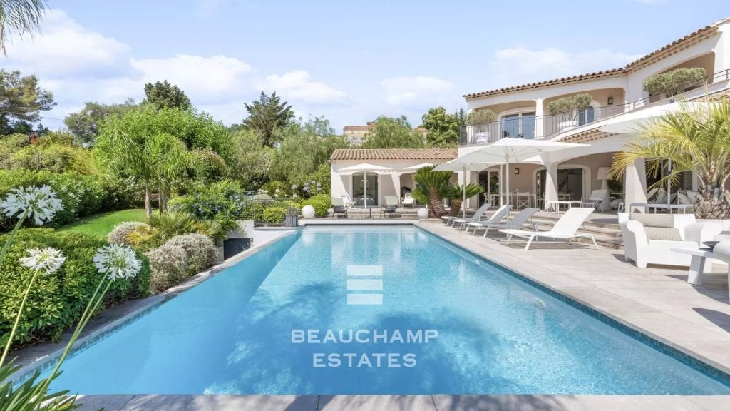 Provençal villa with 4 bedrooms and swimming pool – Valbonne