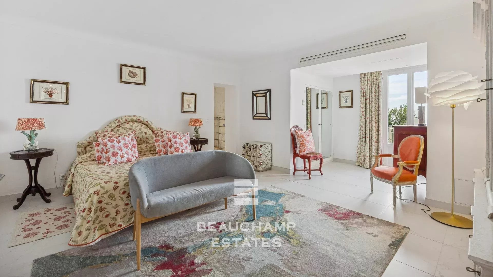 Saint-Jean-Cap-Ferrat – Villa Provençale avec Vue Mer Panoramique et Piscine Chauffée Saint-Jean-Cap-Ferrat – Provençal Villa with Panoramic Sea View and Heated Pool