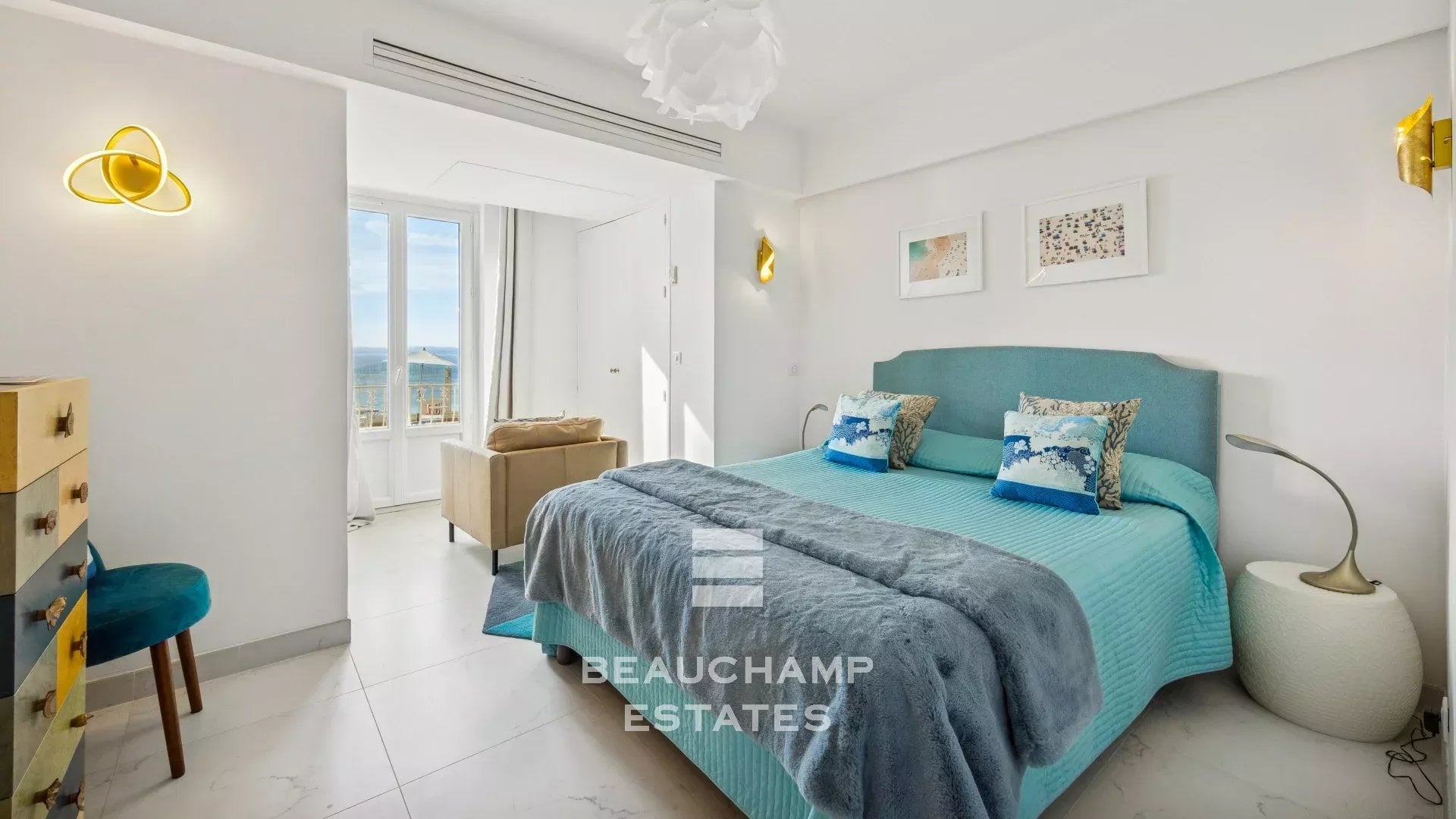 Saint-Jean-Cap-Ferrat – Villa Provençale avec Vue Mer Panoramique et Piscine Chauffée Saint-Jean-Cap-Ferrat – Provençal Villa with Panoramic Sea View and Heated Pool