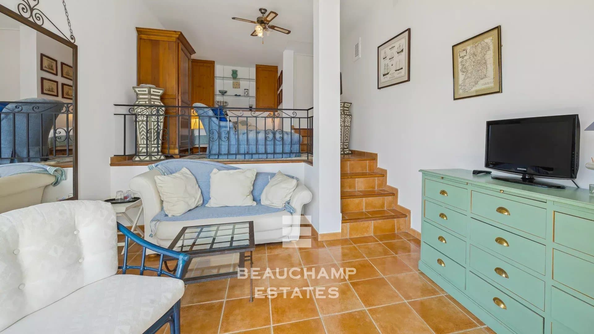 Saint-Jean-Cap-Ferrat – Villa Provençale avec Vue Mer Panoramique et Piscine Chauffée Saint-Jean-Cap-Ferrat – Provençal Villa with Panoramic Sea View and Heated Pool