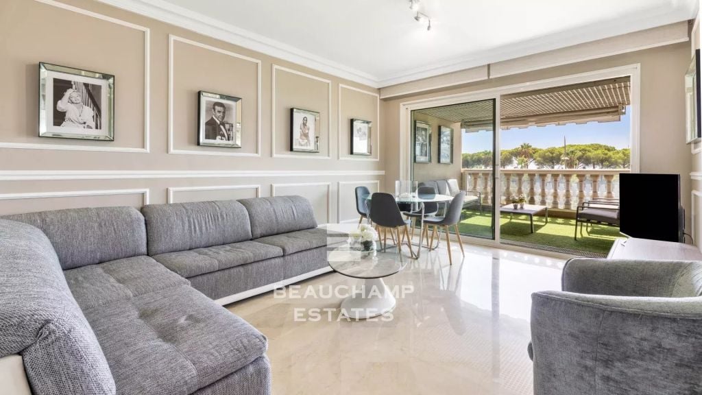 Sea View Apartment – Golfe-Juan