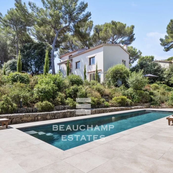 Villa meublée 5 chambres avec piscine – Golfe-Juan