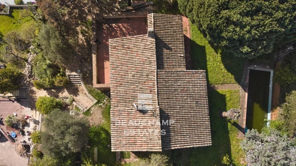 5-bedroom property to renovate with panoramic sea view – Cannes – La Croix-des-Gardes