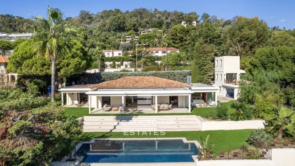 Fully Renovated Villa with Breathtaking Sea Views and Infinity Pool