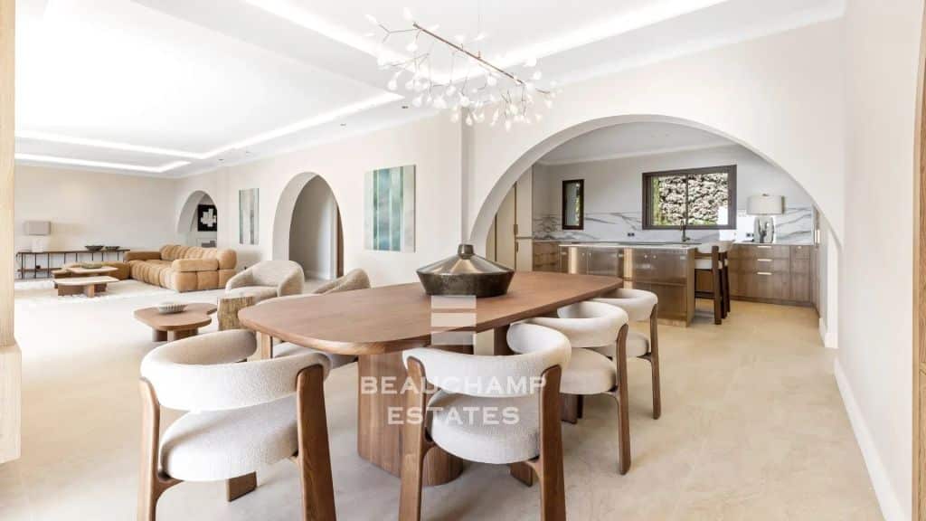 Fully Renovated Villa with Breathtaking Sea Views and Infinity Pool