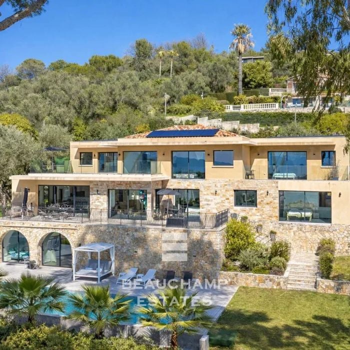 Magnificent contemporary villa with sea view- Mougins
