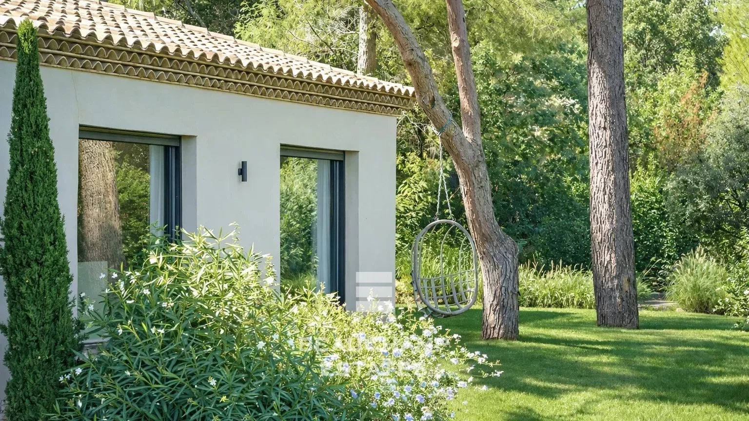 Saint-Tropez Les parcs – Propriété prestigieuse avec accès direct à la mer Saint-Tropez Les Parcs – Prestigious property with private access to the sea