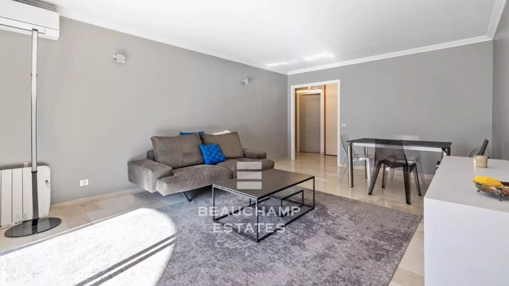 Top-floor 4-room apartment – Mougins Tournamy